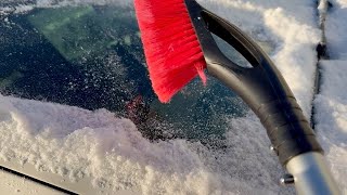 Easy to use and stores compactEcoNour 17 Snow Brush & Ice Scraper for Car Windshield | Automotive S