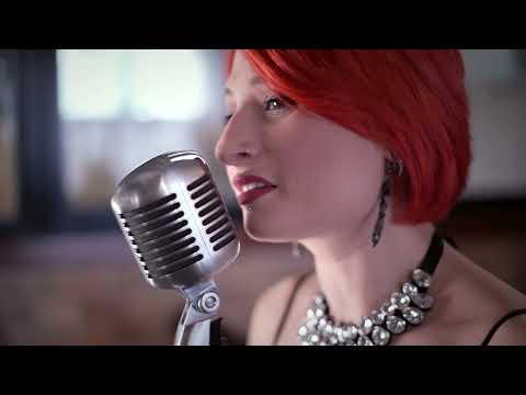 Grande, grande, grande ( Mina) Wedding music Italy- Blue Moon Italian Jazz Band - Italian songs