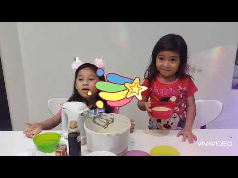Making choc cupcake with Nabeeha and Nayla