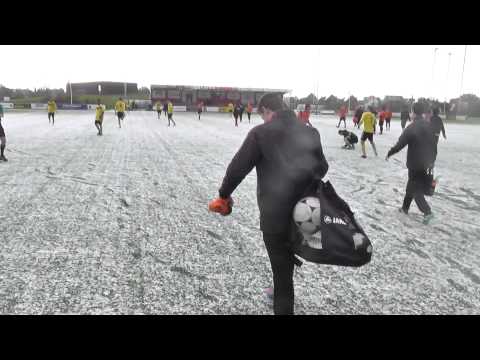 3 nov 2013 VV De Meern 2 - Chabab 2 com 1-2 Wedstrijd wordt hervat na onweer en hagelbui