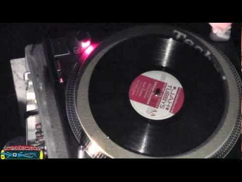 DUB FI YOUTH ft lidj i (be) - sinners save ya dub soul pt10\b @ lokeren 16-05-2012
