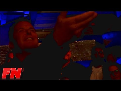 MANUEL CHARR UNTERHÄLT SICH MIT PRINZ MARCUS VON ANHALT ÜBER GELD