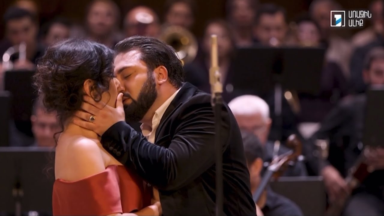 “O soave fanciulla” from the opera “La Bohème”. Kristina￼ Мkhitaryan & Liparit Avetisyan