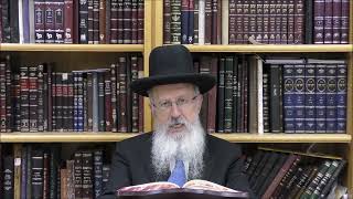 הגאון הרב אברהם יוסף שליט"א כמה אור צריך בנר כדי לברך את ברכת בורא מאורי האש בהבדלה (הרב אברהם יוסף) - התמונה מוצגת ישירות מתוך אתר האינטרנט יוטיוב. זכויות היוצרים בתמונה שייכות ליוצרה. קישור קרדיט למקור התוכן נמצא בתוך דף הסרטון