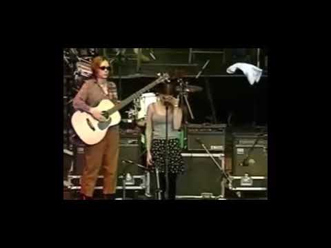 Mazzy Star - Fade Into You (1994) ‘Bridge School Benefit’