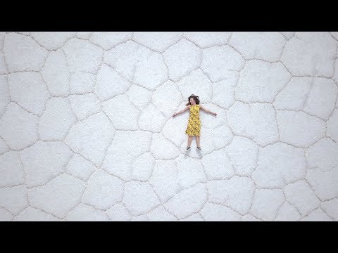 Hyperreal Music Video - Flume feat. Kučka