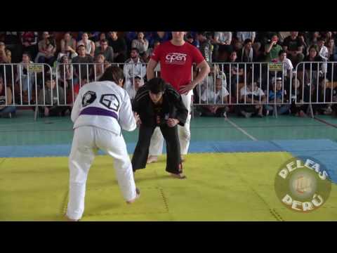 Alejandra de la Puente vs Valeria Mejia TBJJP Lima International Open purple belt fight