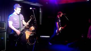 Mighty Goose - Brush Your Teeth (The Queers) - @Il Circolo (Mariano Comense) 23/01/2015