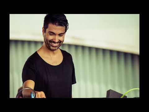 Mic Burns - see Me Fall (Matthew Dekay vs  Proluctors Trousy Mix)