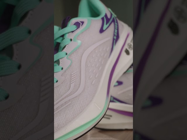 Vídeo relacionado con K-Swiss Zapatillas de Tenis Express Light 3 para Mujer, Wht/Dutch Canal/Green, Talla 38 EU, Wht Dutch Canal Green, 38 EU