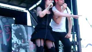 New Years Day- I Was Right Live @ Warped Tour