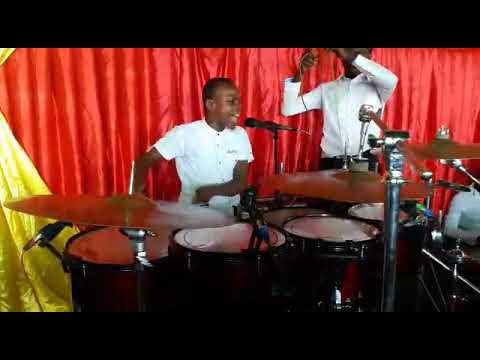 Imani Eric Shoo-Akiimba live kanisani (Ufufuo Na Uzima)