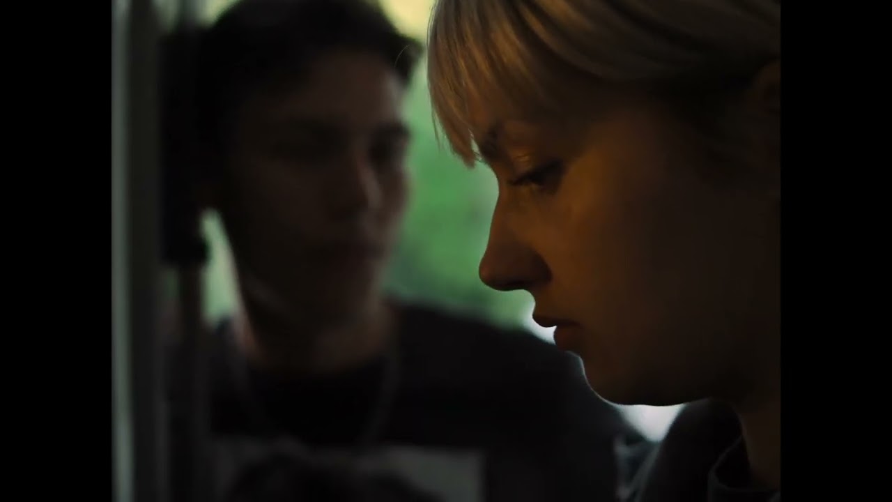 Miniature de la vidéo 17 by Kosara Mitić du film 17