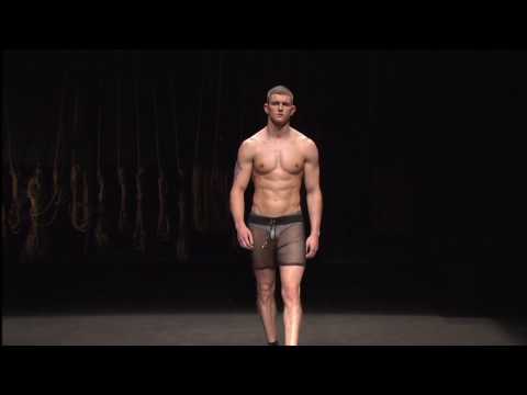 ES Collection F/W 2017-18 Fashion Show