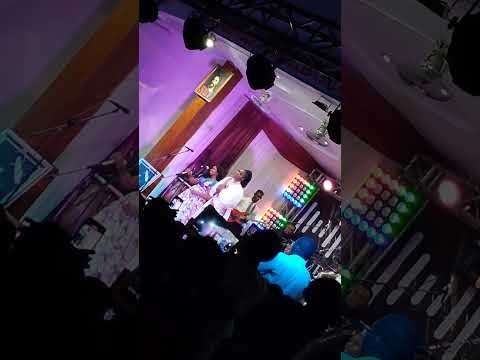 un concert de ouf avec une musicienne de ouf bravo sr Esther ❤️