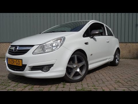 Opel Corsa 1.4i 16v 90 PK OPC-line 17"/AIRCO