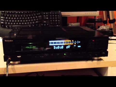 Technics SV-D1000 -The deck with most beautiful fluorescent