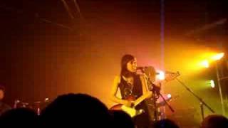 Howling Bells, Broken Bones