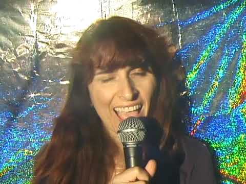 Fragile Gang - I Love the World Today (Official Video)