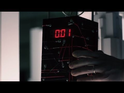 Lee Thompkins Defuses Bomb |Gotham 5x12