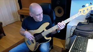 Manu Dibango feat Kaïssa Doumbé - Pata Pata (bass cover)