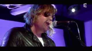 Rover, en Live avec "Call my name" - C à vous - 06/11/2015