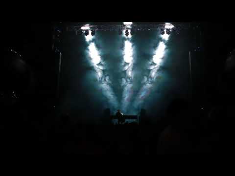 Victor Fernandez @El PELICANO / Wake Up Electronic Parties - NYE