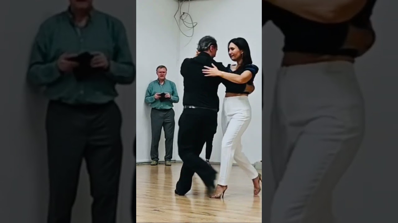 Tango Vals. Gustavo Rosas. Demo de la clase con Cornelia Roy en Berlin. Sacadas.NOV 2025. Germany