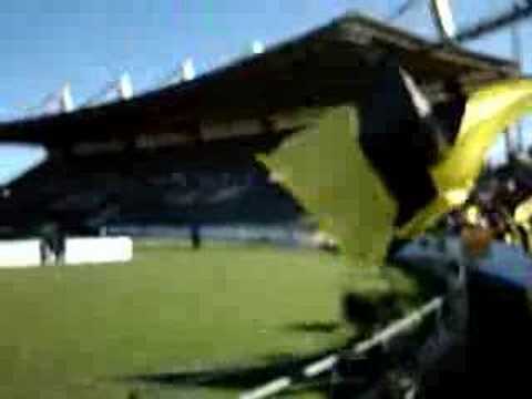 Festejo del gol contra Aldosivi