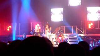 Alexandra Burke Singing 'Nothing But The Girl' Live