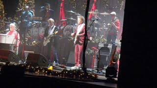 "Run Rudolph Run" Brian Wilson Al Jardine Blondie Chaplin Oakdale Wallingford CT 12-08-18