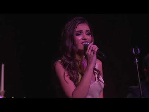 Milena Lazarevic Popovic - Te oci tvoje zelene i Zlatan prsten nosim ja na ruci (Romanse)