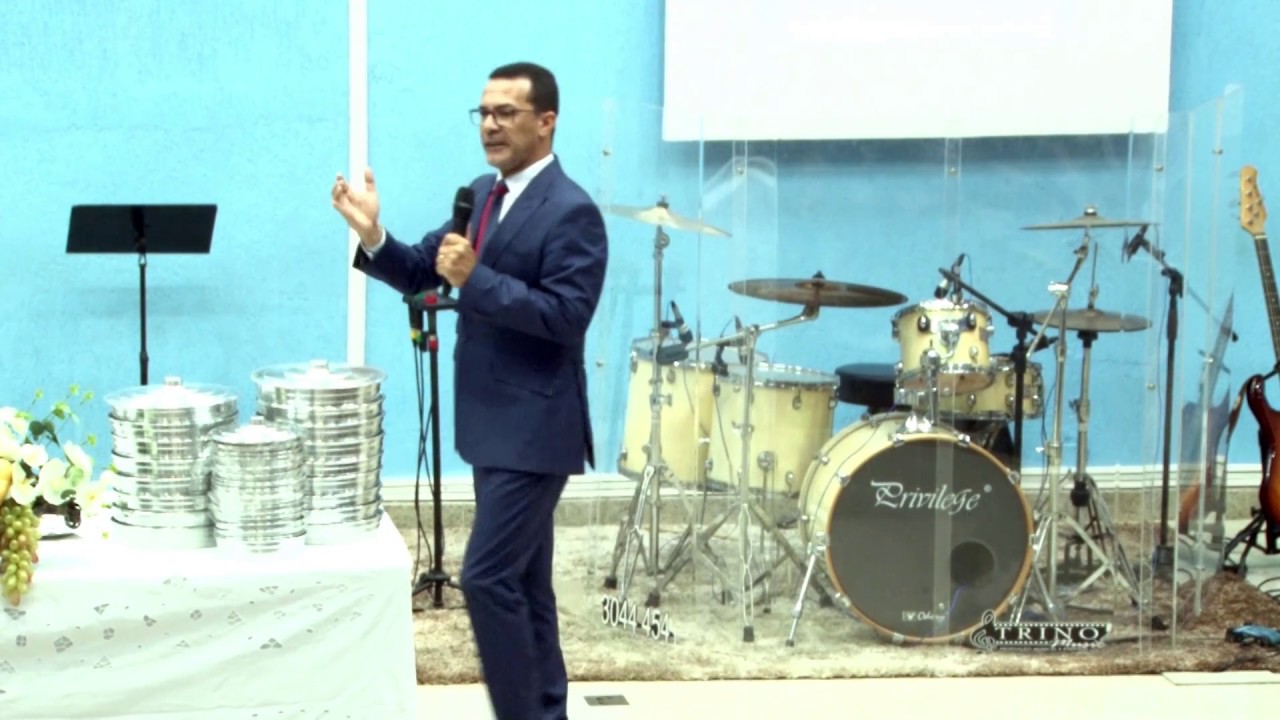 ESCRAVO DA ORELHA FURADA