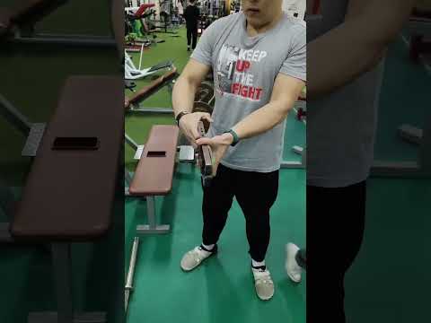 Hurui (CN, b/w 110)  - 122,7 kg on the gripmeter GM150