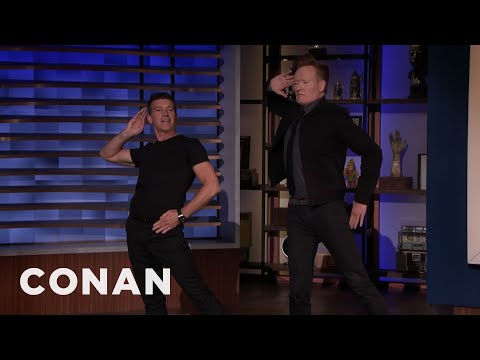 アントニオ・バンデラス、「コーラスライン」からコナンの振り付けを教える - CONAN on TBS (Antonio Banderas Teaches Conan Choreography From "A Chorus Line" - CONAN on TBS)