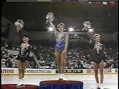 Ladies - Medal Ceremony 1990 Worlds (Halifax) - Jill Trenary, Midori Ito, Holly Cook