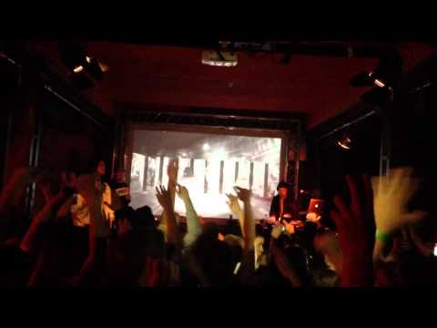 Sokół i Marysia Starosta - Zepsute miasto - 05.04.14 Fabryk