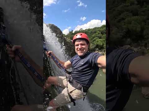 Rapél en Cascada Grande, Valle del Lunarejo, Rivera - Uruguay