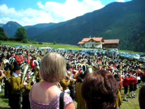 Bezirksmusikfest - 180 Jahre Musikkapelle Strassen