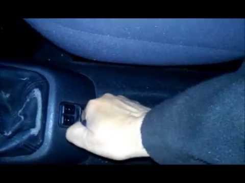 Você sabe usar o botão da alavanca do freio de mão corretamente?