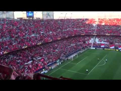 Sevilla-Fiorentina, himno del Centenario