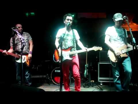 Umut Kaya-Cesaretin Var mı Aşka