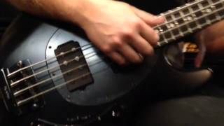 Video thumbnail for Musicman Stingray Stealth by Bass Centre