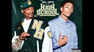 Snoop Dogg and wiz khalifa- world class