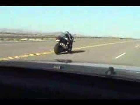 Turbo Mustang GT vs. 2004 GSX-R 1000