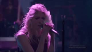 The Pretty Reckless - Prisoner LIVE HQ (Iheart Radio dec.2016)