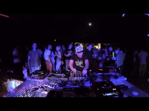 Beatconnect » Dirk Duske » DJ Set » 14. September 2016 🢩Sᴇᴛ ᴍɪᴛ Tᴏɴ @ʜᴇᴀʀᴛʜɪs.ᴀᴛ​🢨