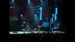 Cranberries--Show me the way.wmv