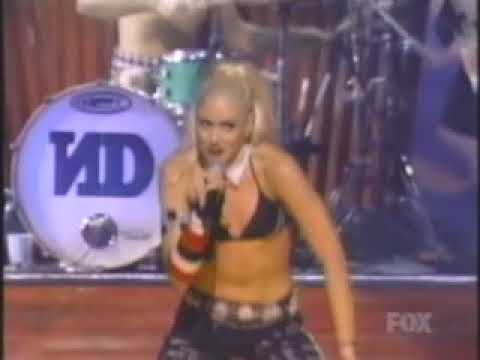 Pink, No Doubt, Alicia Keys on the Billboard Music Awards 2001