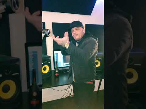 El DE LA ACHE ( H ) AKA ( BABY HIGH ) FREESTYLE  CHAMPION SQUAD ENTERTAINMENT PKF ENTERTAINMENT